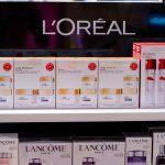 After bankruptcy, sports bar chain closes more restaurants